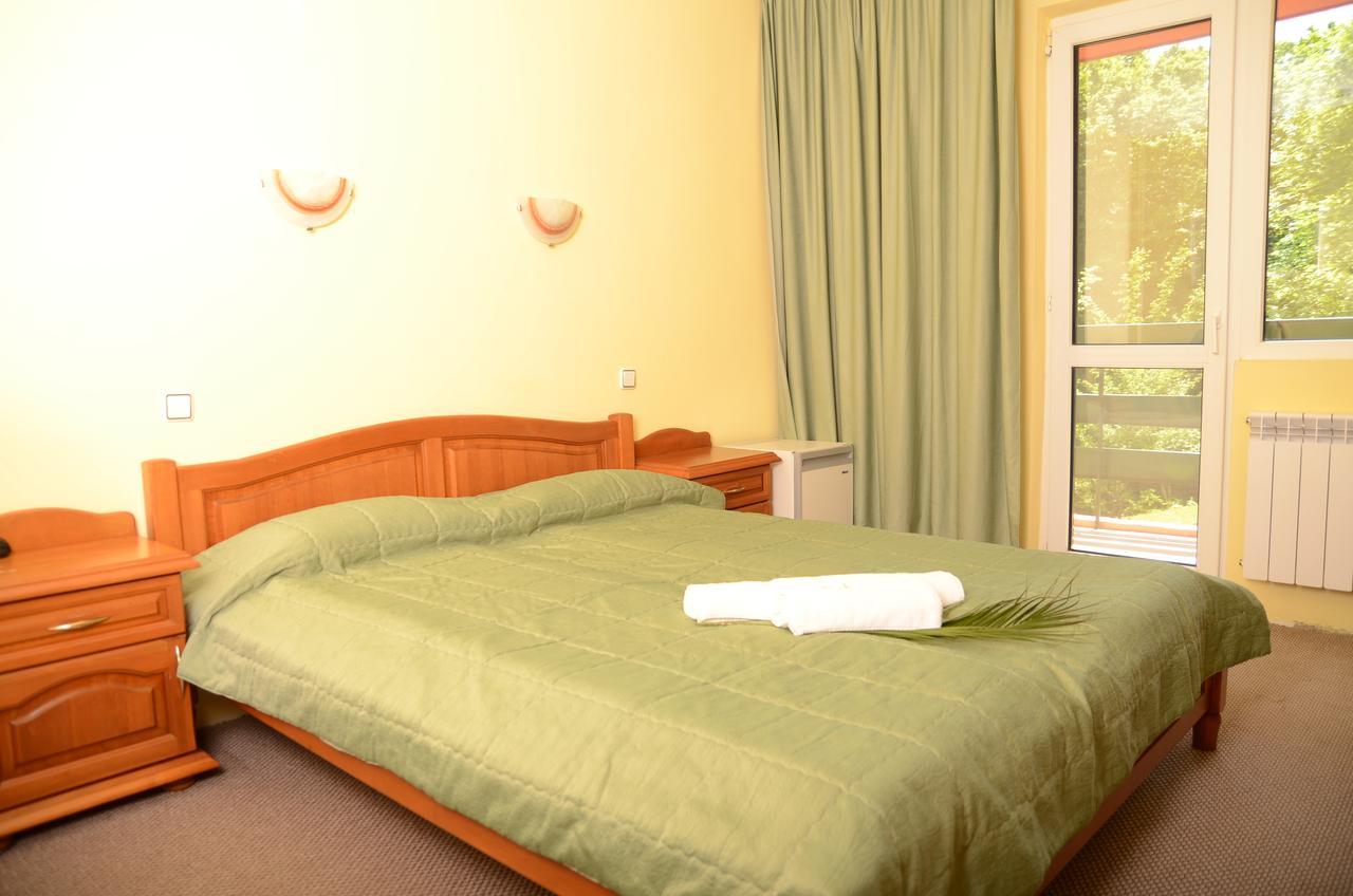 Park Hotel Ribaritsa Kültér fotó