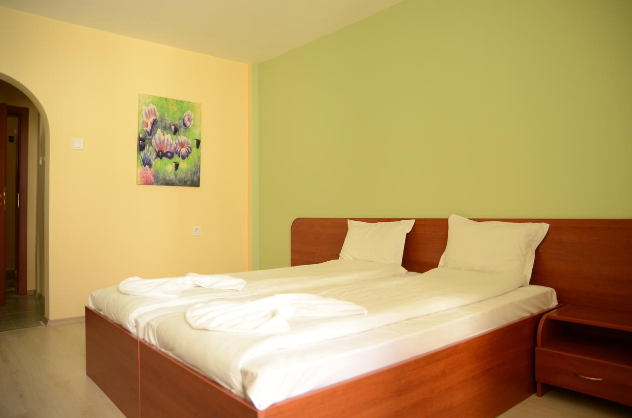 Park Hotel Ribaritsa Kültér fotó