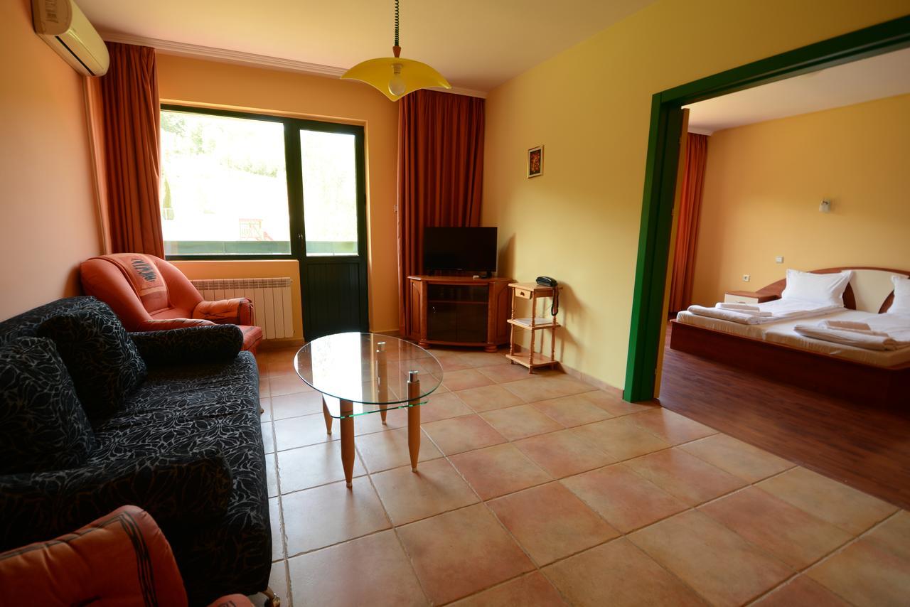 Park Hotel Ribaritsa Kültér fotó